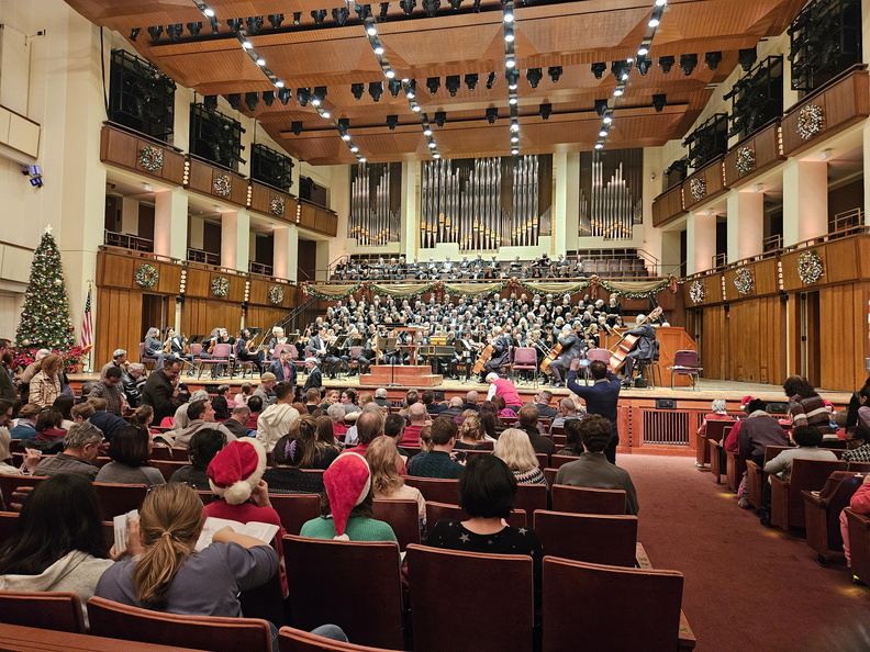 Seein' the DMV-Messiah Sing-along Kennedy Center - 20241223_175553.jpg 20241223_175553.jpg