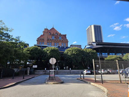 Seein' the DMV-Richmond Stop-100525