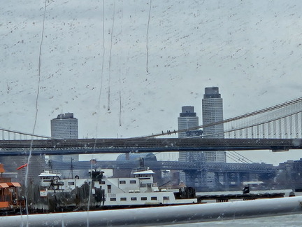 New York Boat Tour Empire State Building-041025